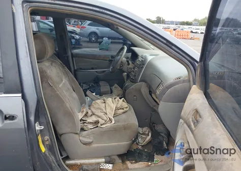 2006 Toyota Sienna Ce z USA, uszkodzony, nr VIN 5TDZA23C46S575682